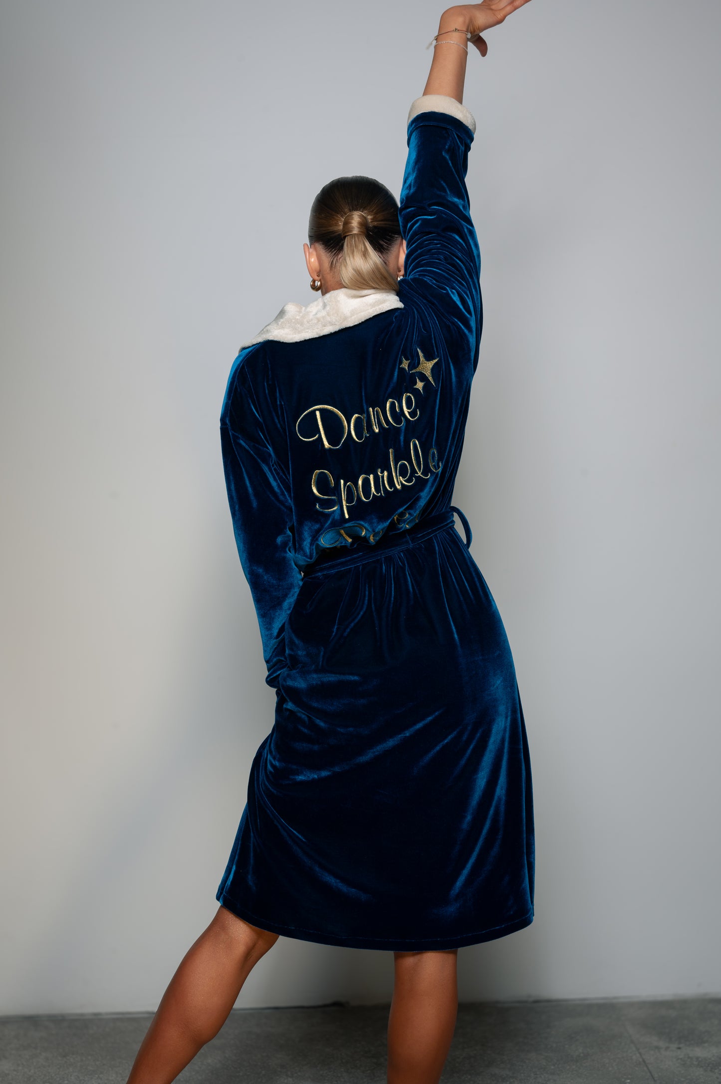 Harmony robe